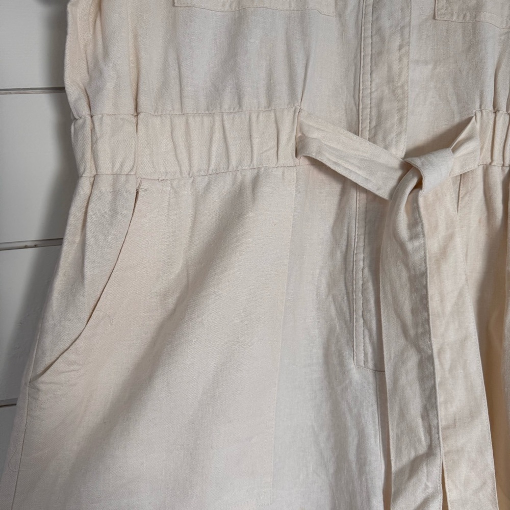 Universal Thread Short-Sleeve Linen Jumpsuit in cream. Size: 14 - Picture 5 of 15